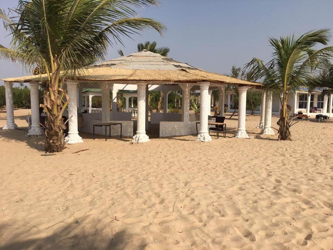 Santana Beachclub Sanyang Exteriör bild